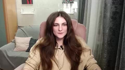 HelgaMun online show from November 8, 12:10 pm