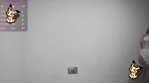 Snapshot of helia_n_amy chatting on January 26, 5:45 am Helia Transfem and Amy online show from January 26, 5:45 am