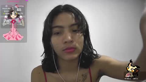 Snapshot of helia_n_amy chatting on February 12, 5:26 am Helia Transfem and Amy online show from February 12, 5:26 am