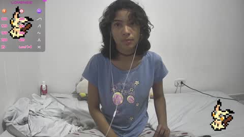 Snapshot of helia_n_amy chatting on January 29, 11:35 pm Helia Transfem and Amy online show from January 29, 11:35 pm