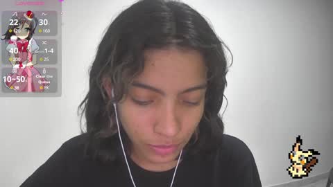 Snapshot of helia_n_amy chatting on February 4, 6:14 am Helia Transfem and Amy online show from February 4, 6:14 am