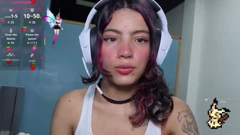 Snapshot of helia_n_amy chatting on September 22, 7:12 pm Helia Transfem and Amy online show from September 22, 7:12 pm