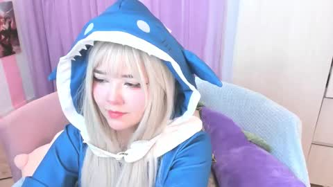 Laura online show from October 24, 4:08 am