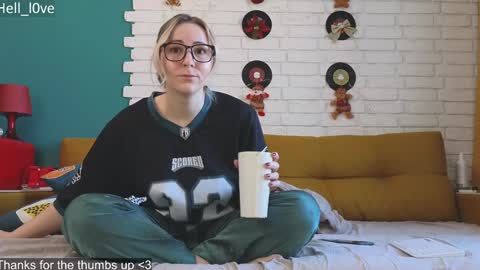 Snapshot of hell_l0ve chatting on January 14, 4:47 am Anastasiia online show from January 14, 4:47 am