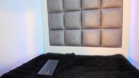 hellen__smith_ online show from October 1, 2:22 pm