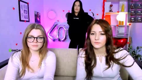 Helli online show from February 12, 11:39 pm