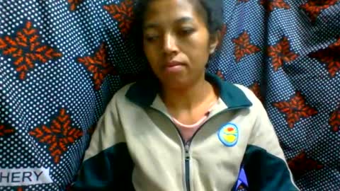henitsaldy online show from July 11, 2:17 pm