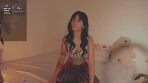 Snapshot of hera_069 chatting on September 28, 8:25 pm Hello I am Valentina independent Colombian model I love sensuality and pleasure welcome online show from September 28, 8:25 pm