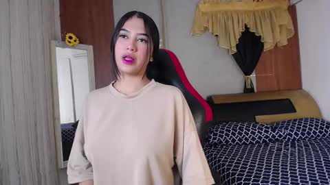 HERA online show from February 24, 9:13 pm