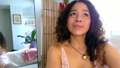 Snapshot of hercyqueen chatting on September 15, 4:36 pm hercyqueen online show from September 15, 4:36 pm
