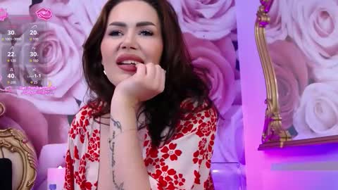 Hessy online show from December 18, 5:50 pm