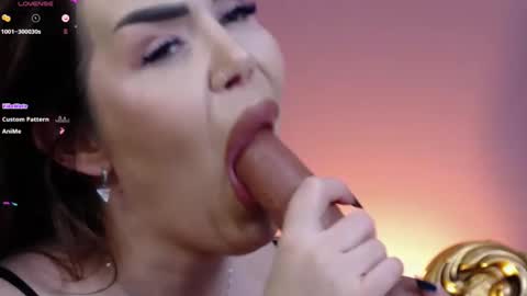 Hessy online show from December 13, 6:05 pm