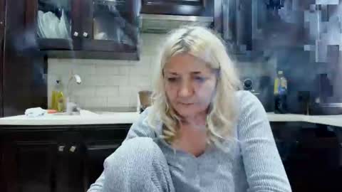 Heyheygrey online show from November 22, 6:27 am