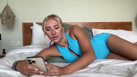 Skylar online show from December 15, 2:06 am