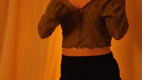 Stella online show from March 10, 1:15 pm