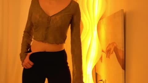 Stella online show from March 5, 11:17 am