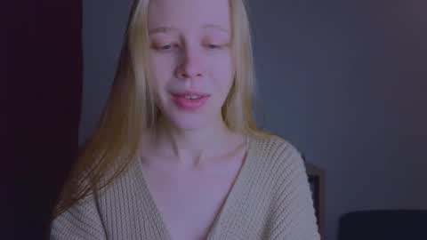 Chloe online show from February 3, 5:05 am