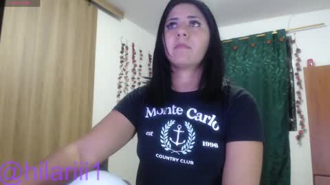 hilaril18 online show from April 20, 6:22 pm