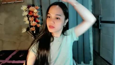 hilarymolly online show from February 6, 10:13 pm