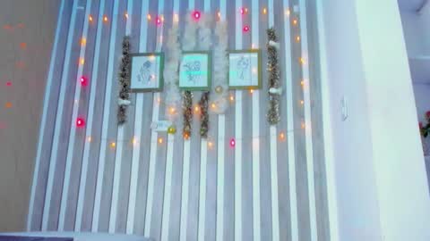  Hillary  online show from December 16, 1:00 am