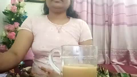 himuhimu22 online show from February 22, 7:10 pm