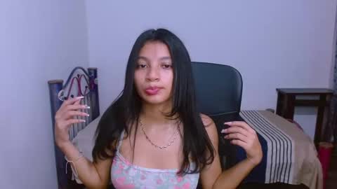 Snapshot of hinata_9 chatting on September 24, 4:33 am      0600AM-1100AM - online show from September 24, 4:33 am