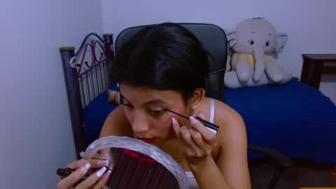 Snapshot of hinata_9 chatting on October 15, 3:20 am      0600AM-1100AM - online show from October 15, 3:20 am