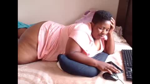 Snapshot of hips2sexy chatting on January 17, 7:41 am hips2sexy online show from January 17, 7:41 am