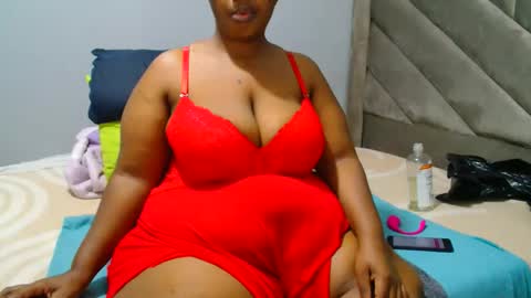 Snapshot of hips2sexy chatting on September 16, 3:47 am hips2sexy online show from September 16, 3:47 am