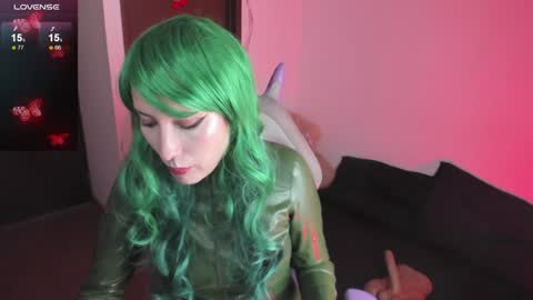 Snapshot of hitomi_arata chatting on January 14, 5:56 pm Hitomi Arata online show from January 14, 5:56 pm