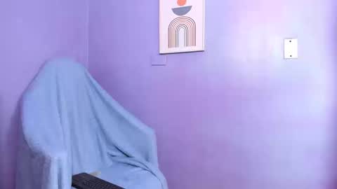 hiyakasudere_ online show from September 17, 8:29 pm