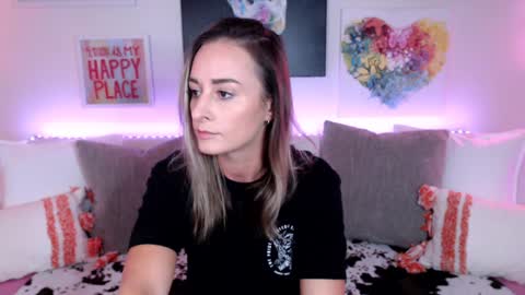 Holi Hurricane online show from November 25, 3:31 am