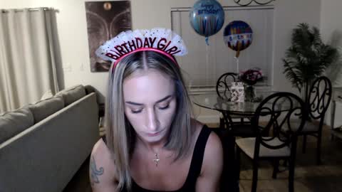 Holi Hurricane online show from January 20, 3:48 am