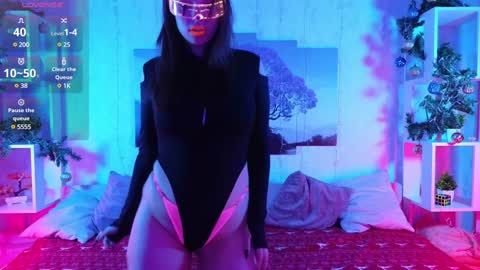 Lux online show from December 26, 5:19 pm