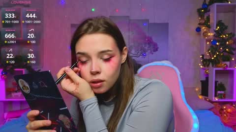 Lux online show from January 7, 5:09 pm