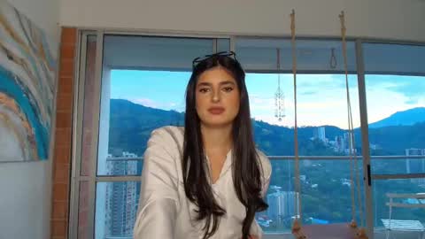 Snapshot of hollyshit_ chatting on October 6, 10:47 pm hollyshit_ online show from October 6, 10:47 pm