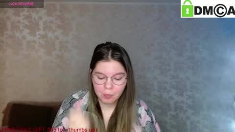 Snapshot of holy_michela chatting on December 23, 2:45 am Welcome guys Pleasure to see you all here My name is MichaelaTip menu is active Private is open online show from December 23, 2:45 am