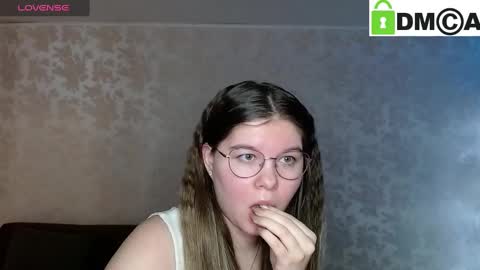 Snapshot of holy_michela chatting on January 9, 3:47 am Welcome guys Pleasure to see you all here My name is MichaelaTip menu is active Private is open online show from January 9, 3:47 am