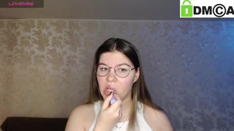 Snapshot of holy_michela chatting on December 5, 2:20 am Welcome guys Pleasure to see you all here My name is MichaelaTip menu is active Private is open online show from December 5, 2:20 am