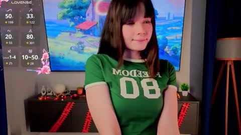 May online show from October 28, 7:19 pm