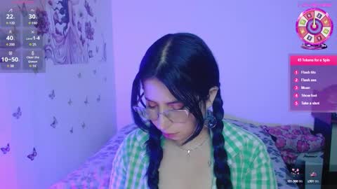 Snapshot of honey_buns_1 chatting on March 11, 10:07 am mimi online show from March 11, 10:07 am