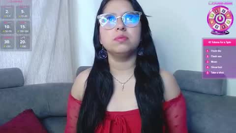 Snapshot of honey_buns_1 chatting on March 7, 11:51 am mimi online show from March 7, 11:51 am