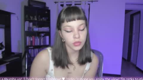 Snapshot of honey_hoe chatting on October 20, 1:41 am Lau online show from October 20, 1:41 am