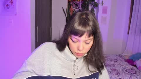 Snapshot of honey_hoe chatting on December 17, 3:06 am Lau online show from December 17, 3:06 am