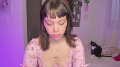 Snapshot of honey_hoe chatting on February 1, 11:27 pm Lau online show from February 1, 11:27 pm