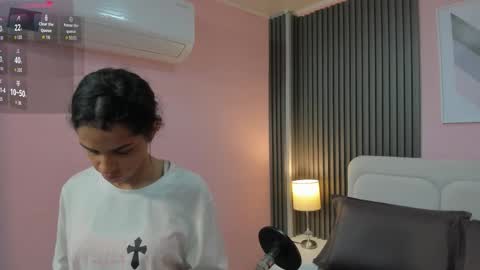 honey_sofii_ online show from December 2, 11:34 am