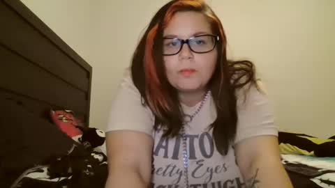 HoneyBear online show from November 23, 4:26 am