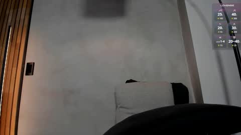 Sofia independent model online show from September 12, 11:07 am