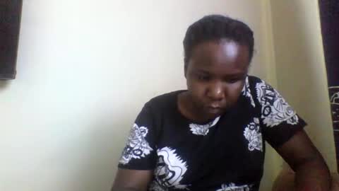 Honeymuny online show from November 3, 12:31 pm