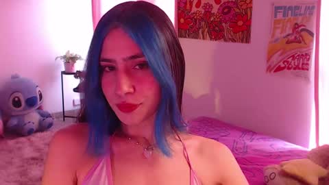    online show from December 13, 8:04 pm